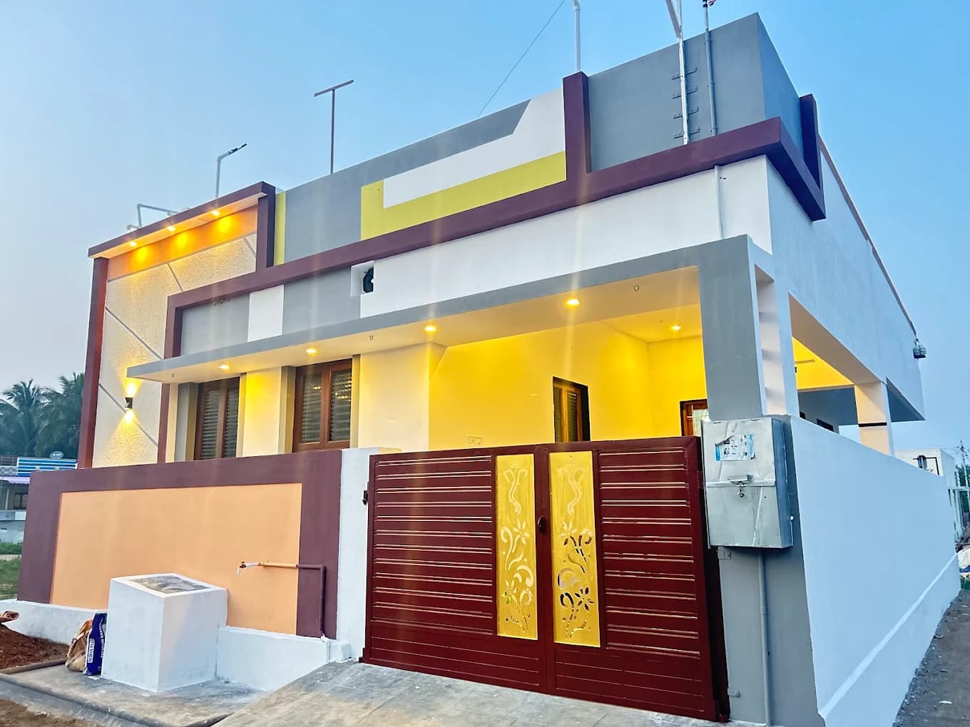 Modern Contemporary Residence